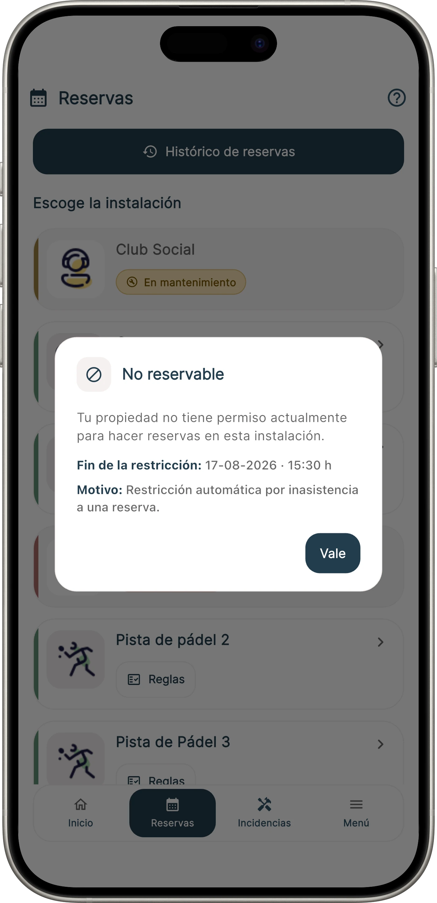 Restricció automàtica de reserves per inassistència